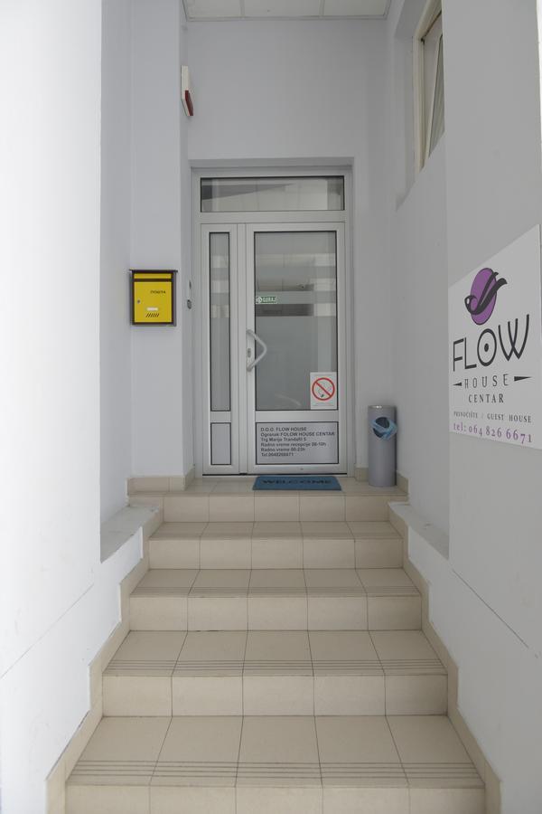 Hostel Flow House Centar 노비사드 외부 사진